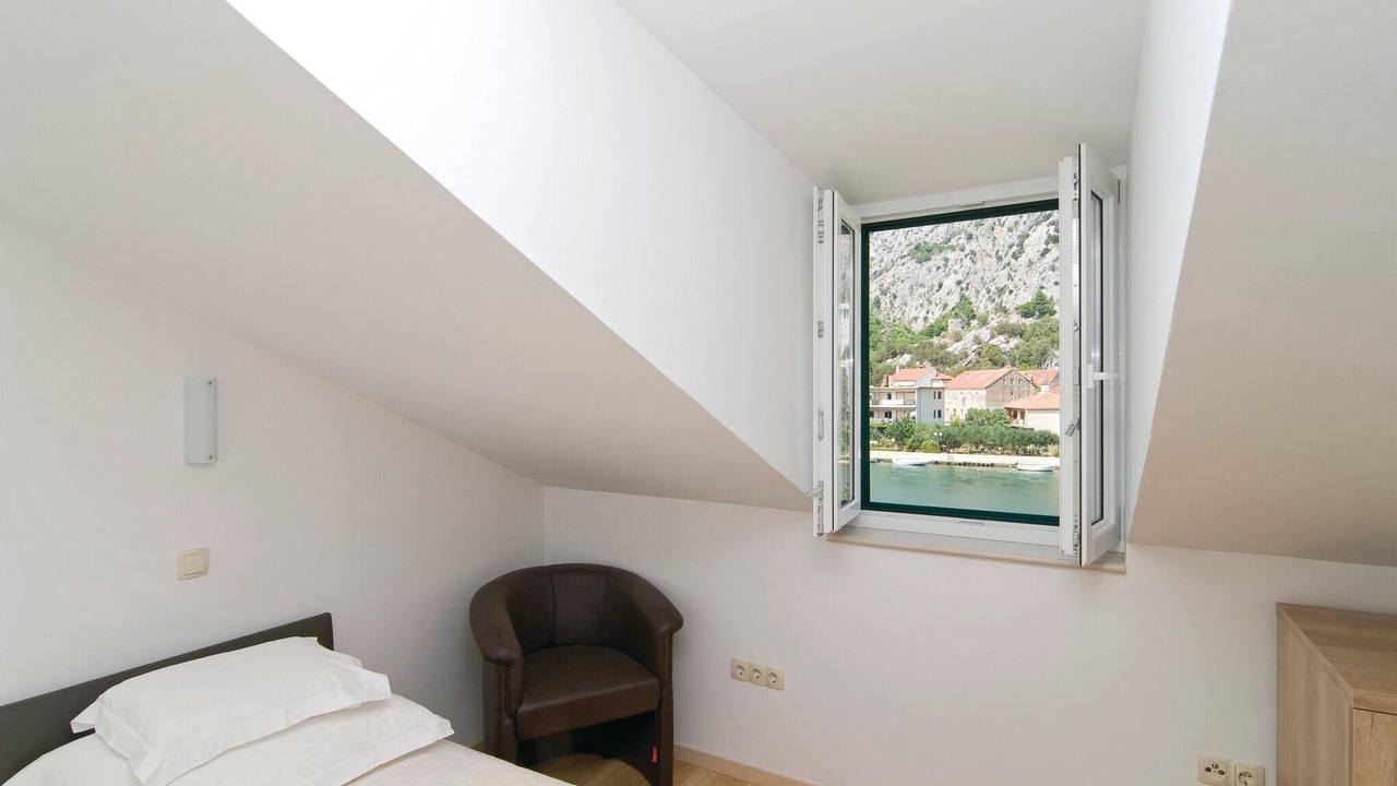 Photo of Others in Omis