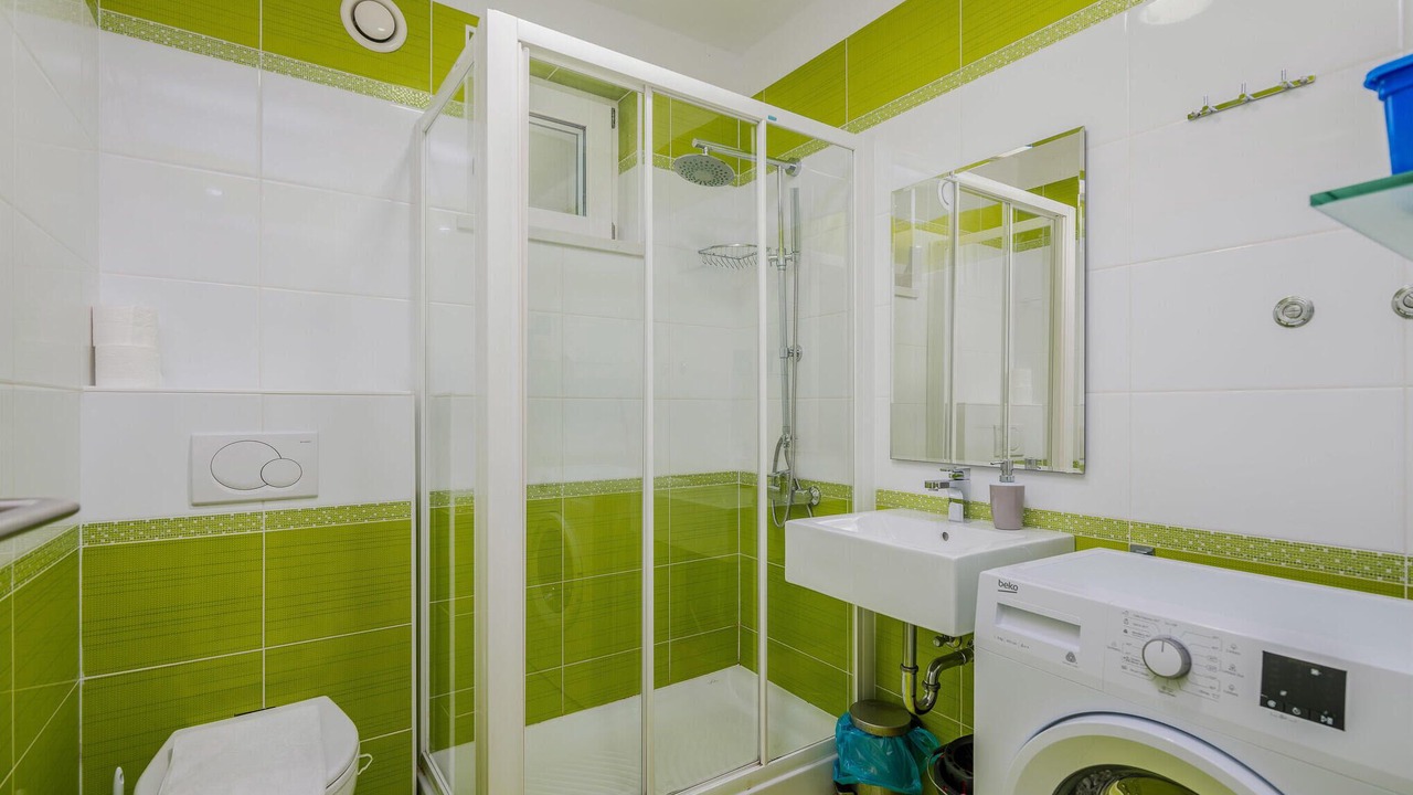 Photo of Bathroom in Salatic