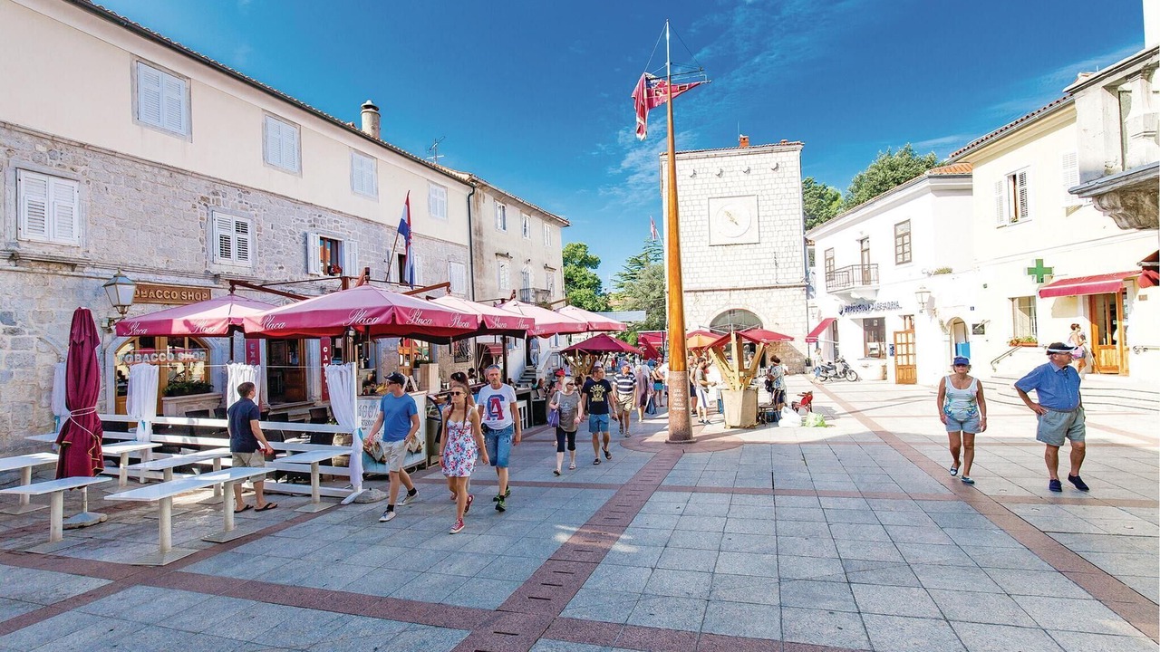 Photo of Others in Salatic