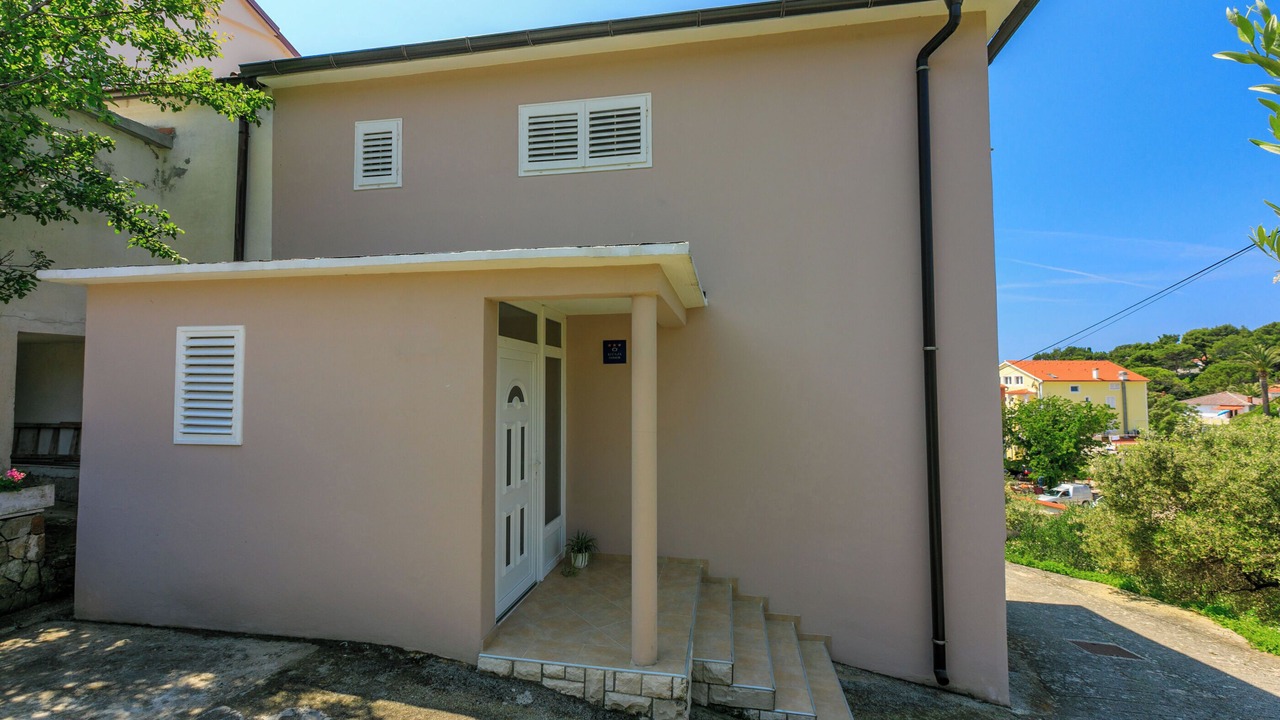 Photo of Outdoor in Banjol