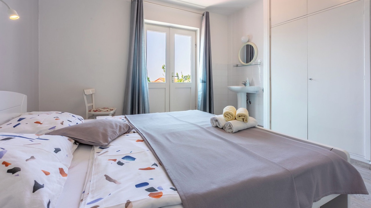 Photo of Bedroom in Banjol