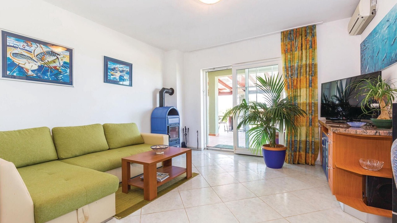 Photo of Bedroom in Smrika