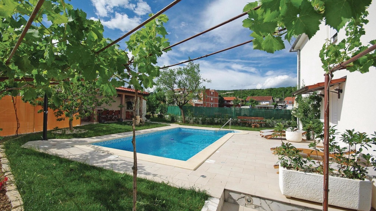 Photo of Outdoor in Sestanovac