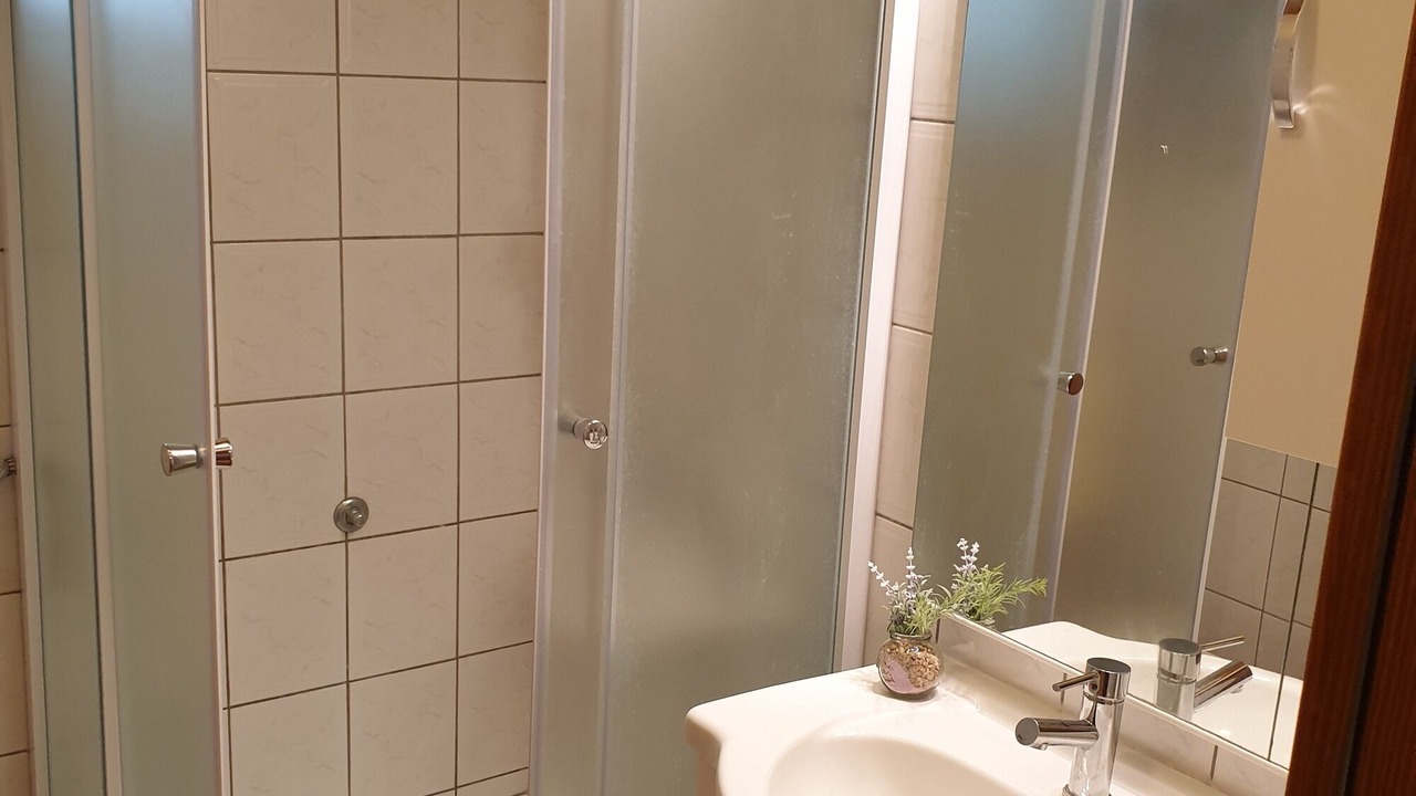 Photo of Bathroom in Metajna