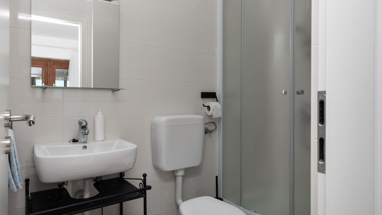 Photo of Bathroom in Tice