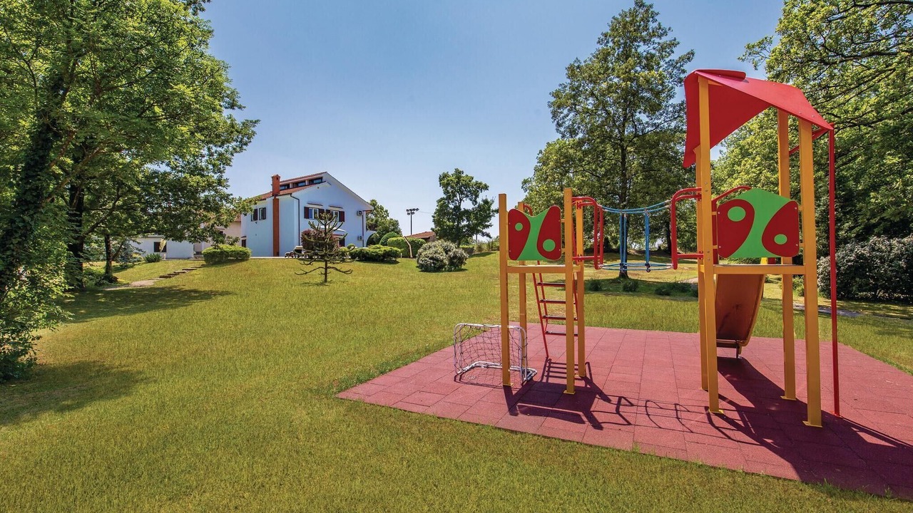 Photo of Outdoor in Sarsoni
