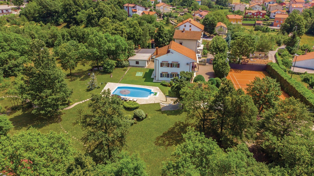 Photo of Outdoor in Sarsoni