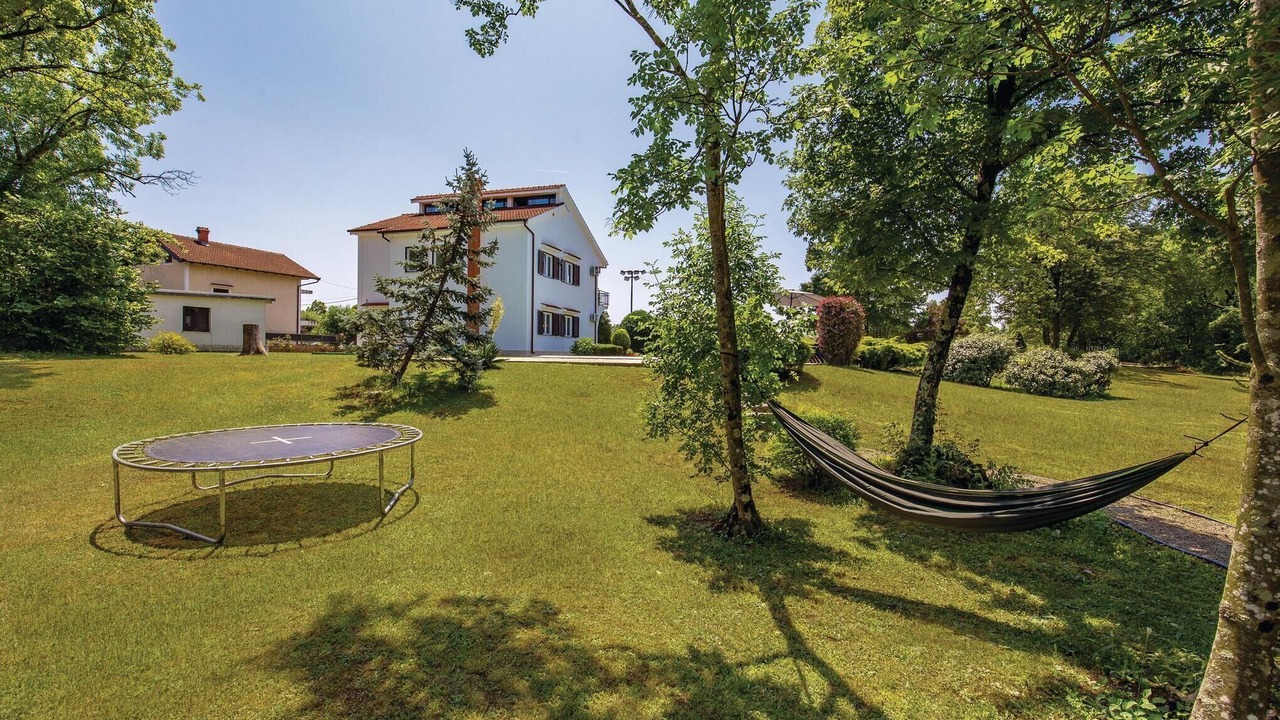 Photo of Outdoor in Sarsoni