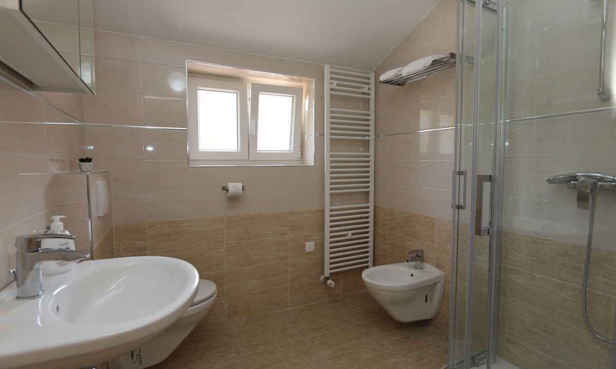 Photo of Bathroom in Soline