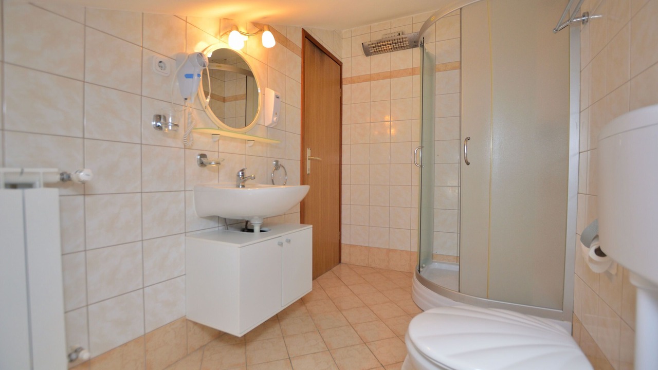 Photo of Bathroom in Cres