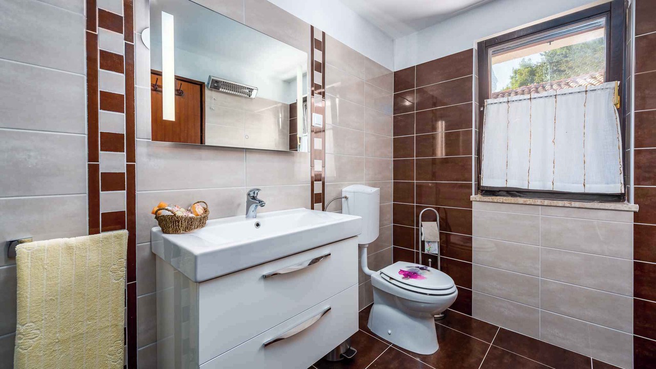 Photo of Bathroom in Mali Vareski