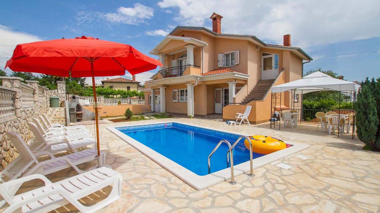 Photo of Outdoor in Vinez