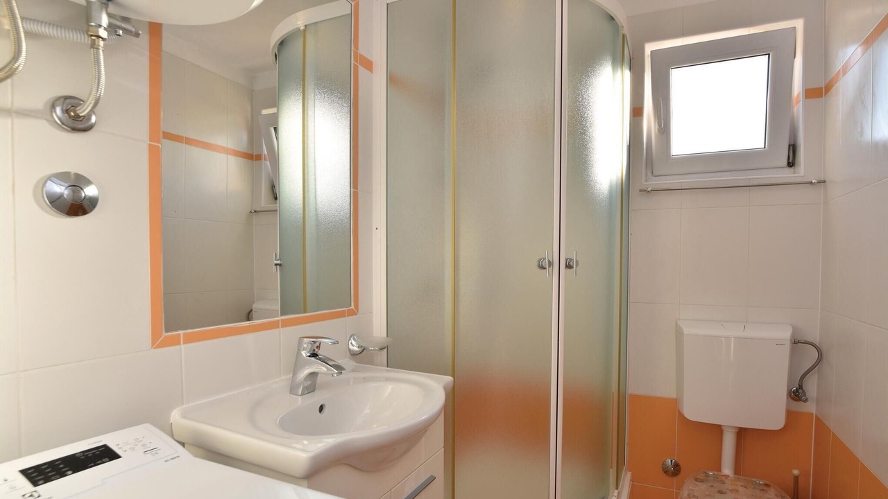 Photo of Bathroom in Rogac