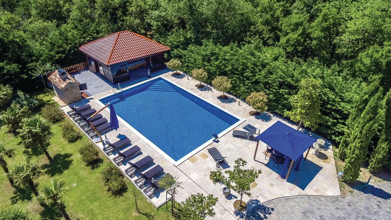 Photo of Outdoor in Bribir