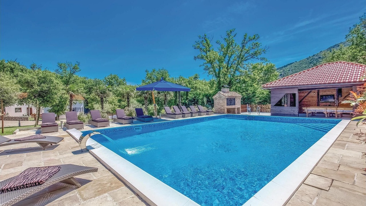 Photo of Outdoor in Bribir
