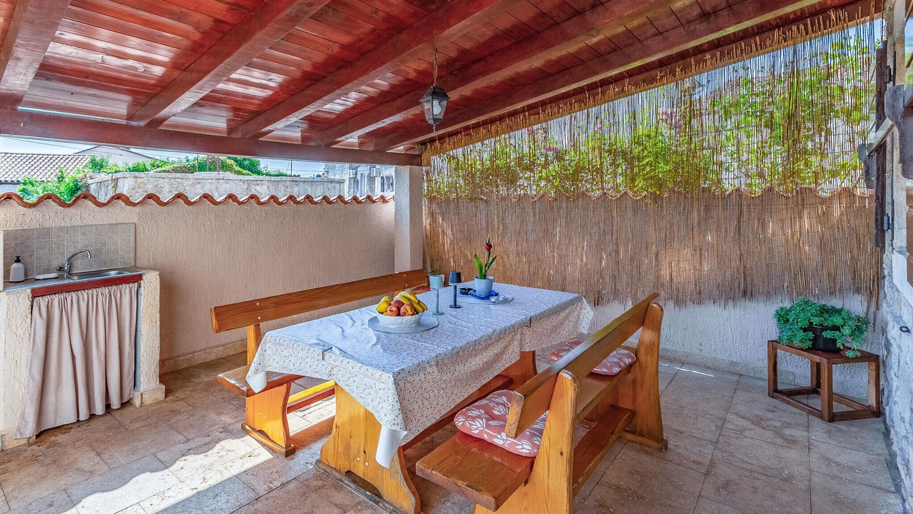 Photo of Outdoor in Mali Vareski