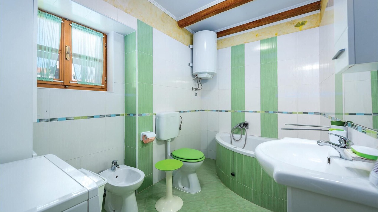 Photo of Bathroom in Marceljani