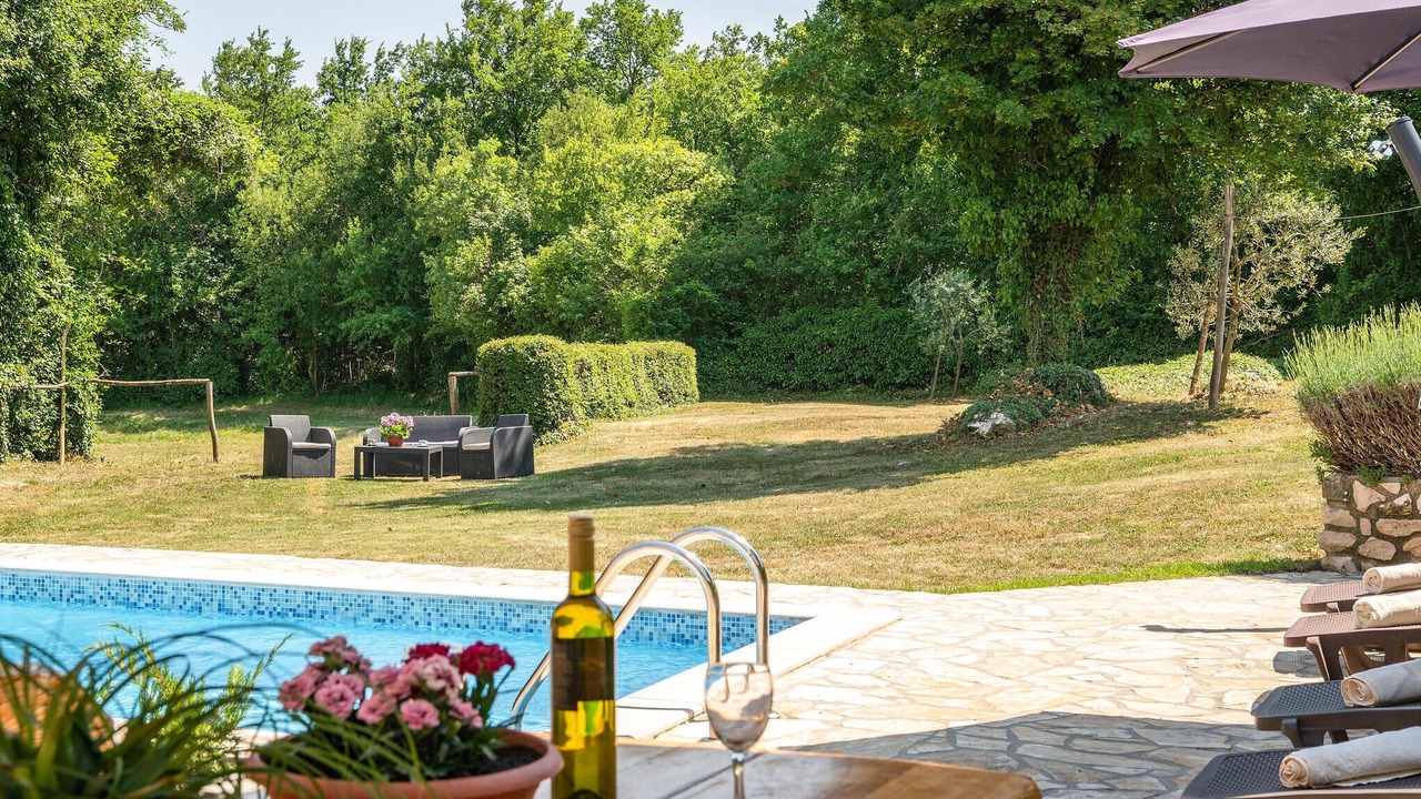 Photo of Outdoor in Marceljani