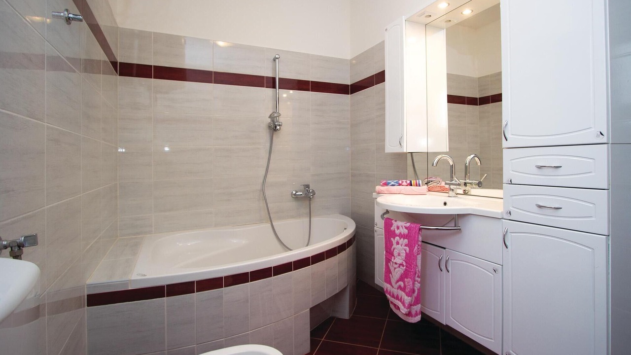 Photo of Bathroom in Filipana