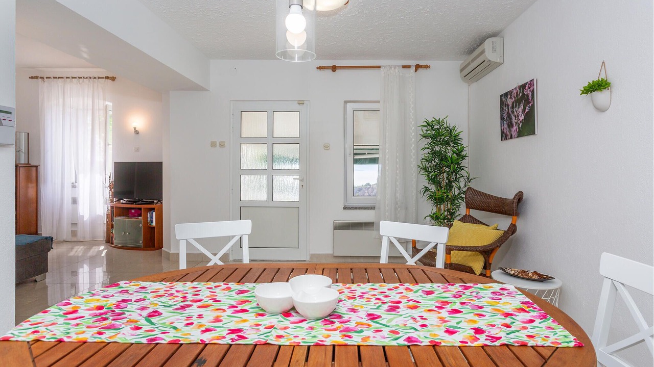 Photo of Bedroom in Omisalj