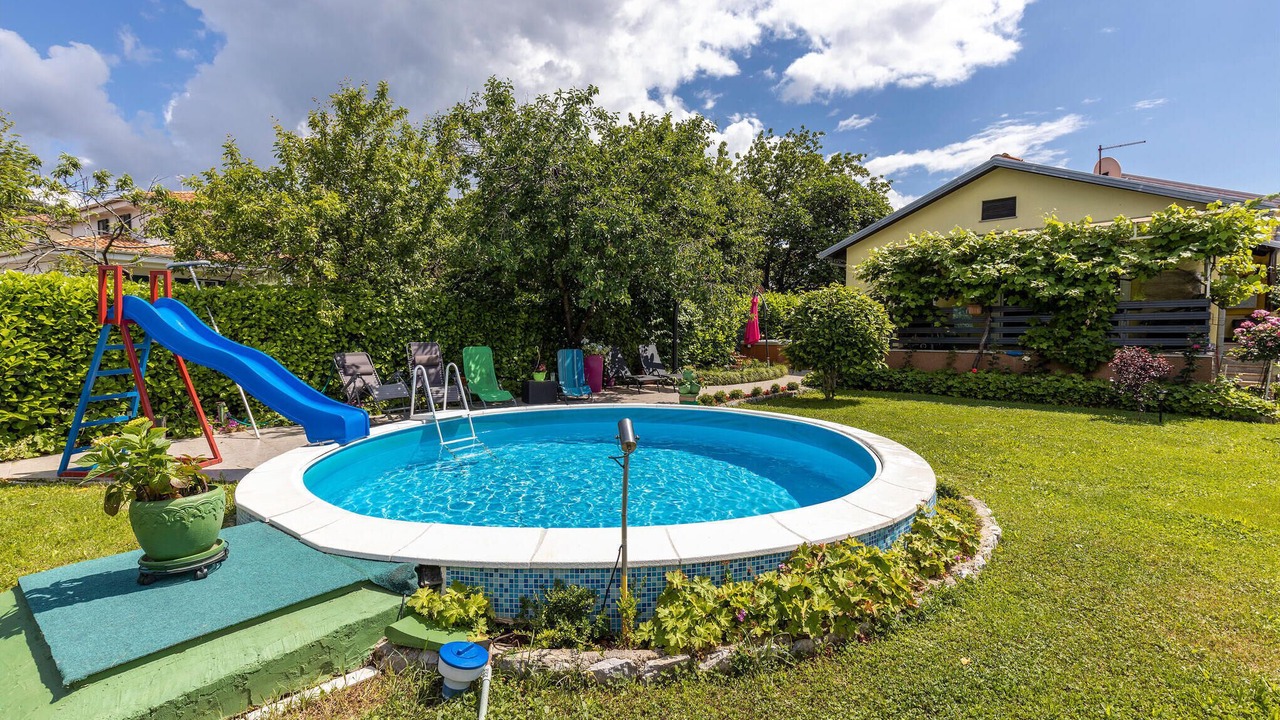 Photo of Outdoor in Trinajstici