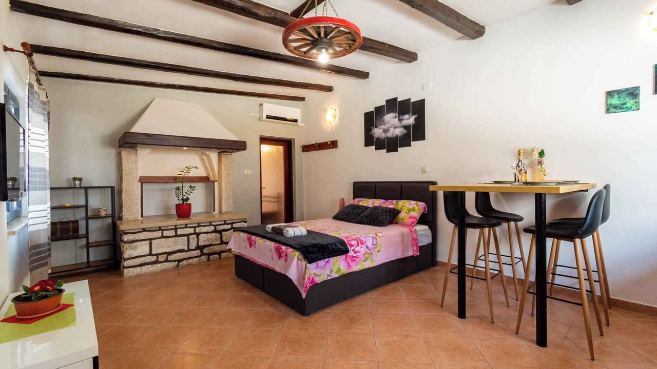 Photo of Bedroom in Muntic