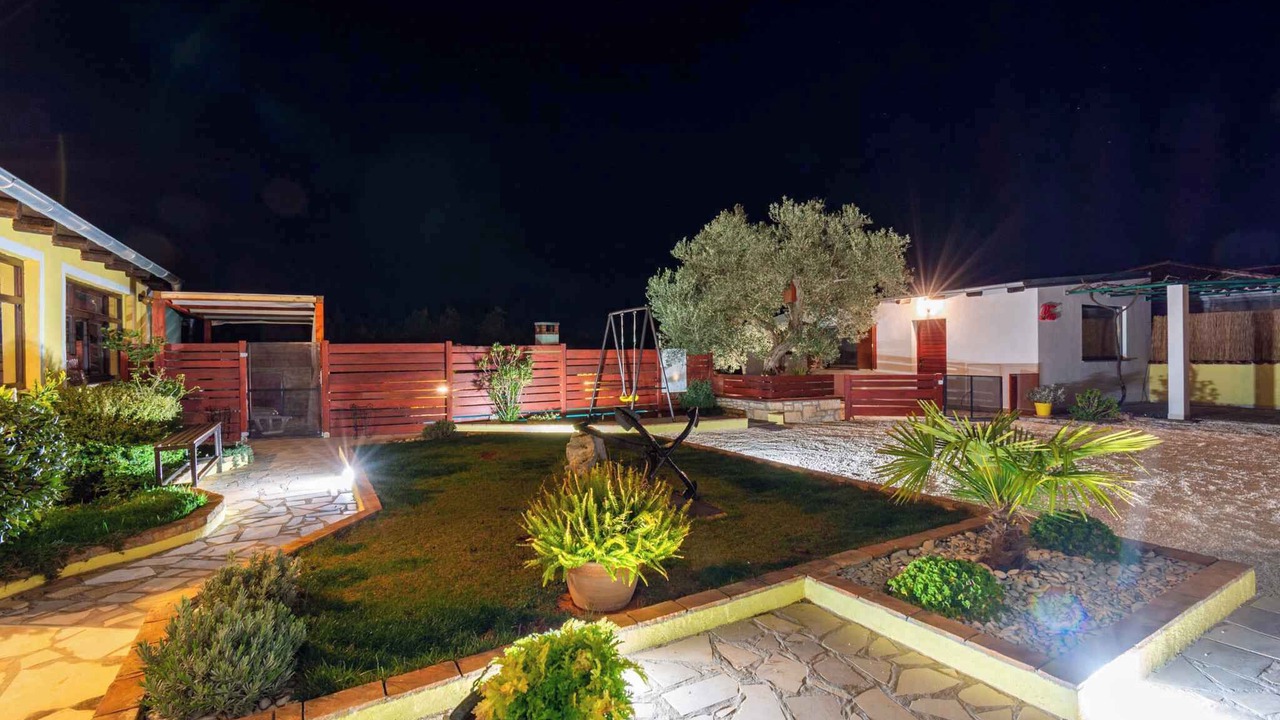 Photo of Patio Balcony in Muntic