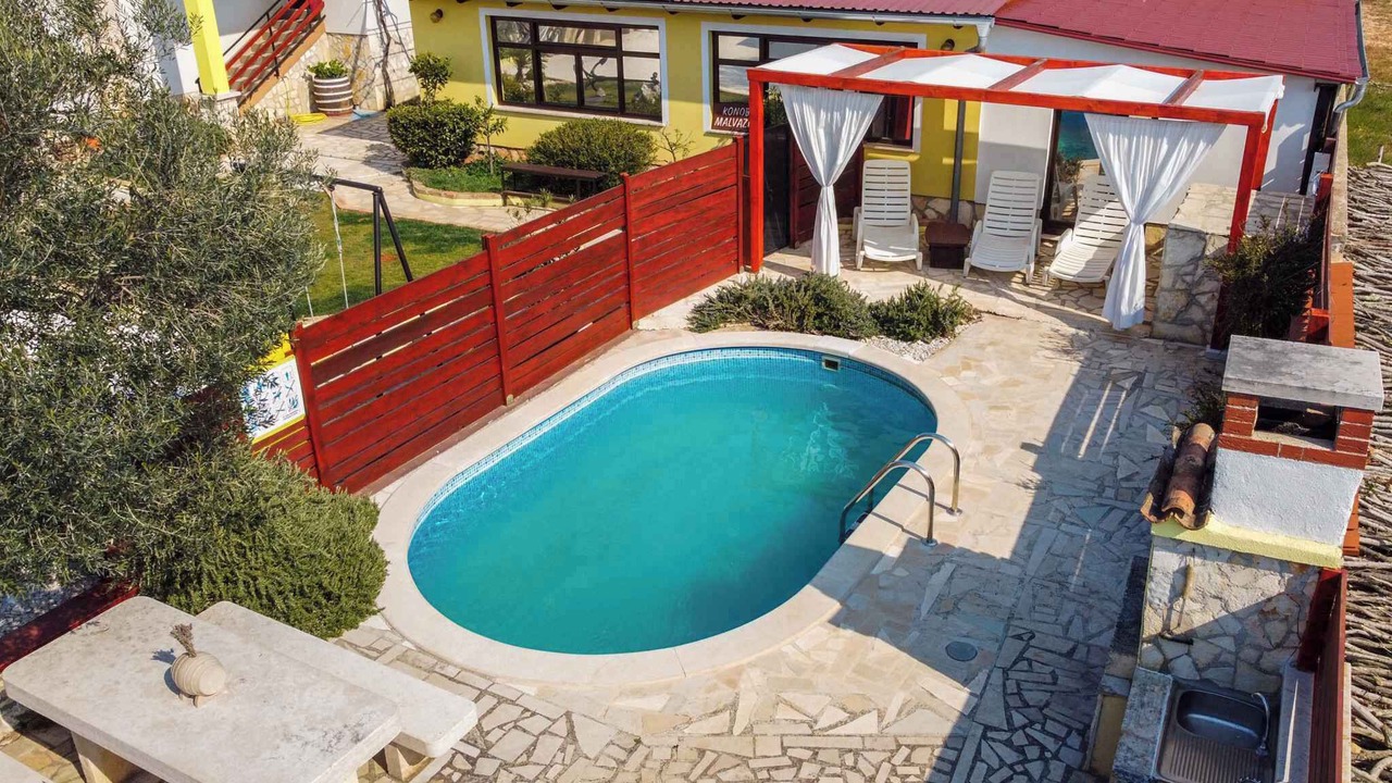 Photo of Outdoor in Muntic