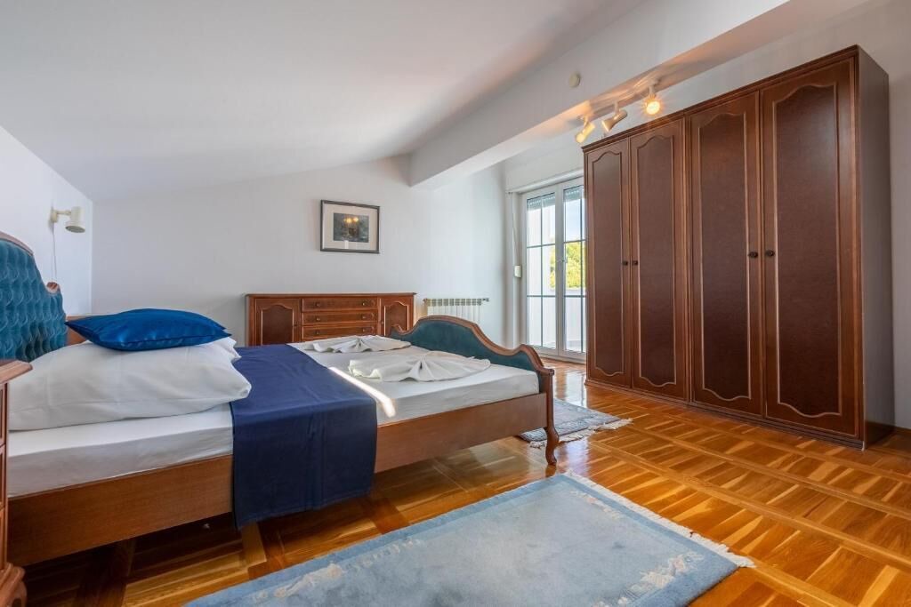 Photo of Bedroom in Banjol