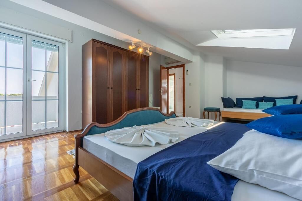 Photo of Bedroom in Banjol