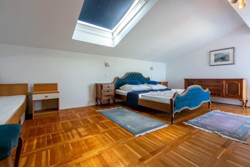 Photo of Bedroom in Banjol
