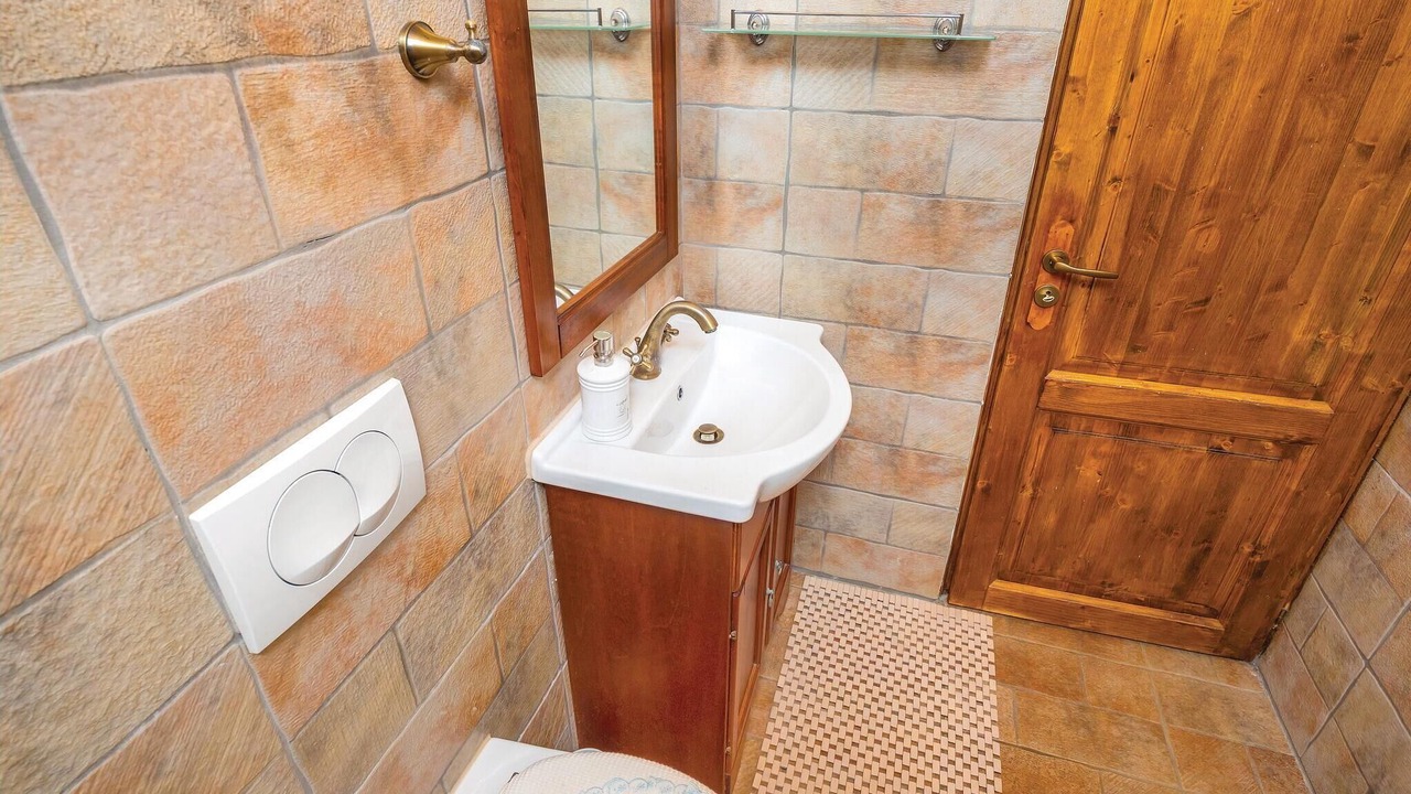 Photo of Bathroom in Bartici