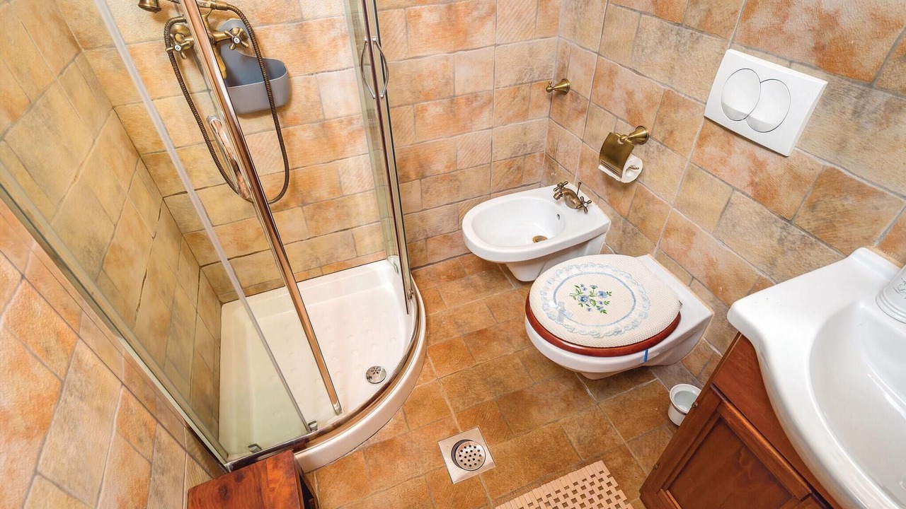 Photo of Bathroom in Bartici