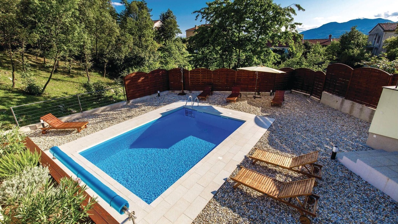 Photo of Outdoor in Sarsoni