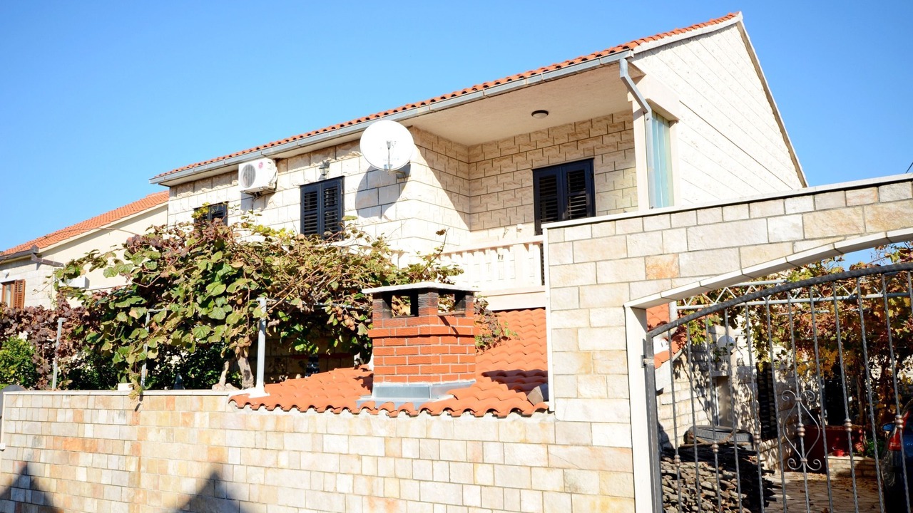 Photo of Outdoor in Supetar