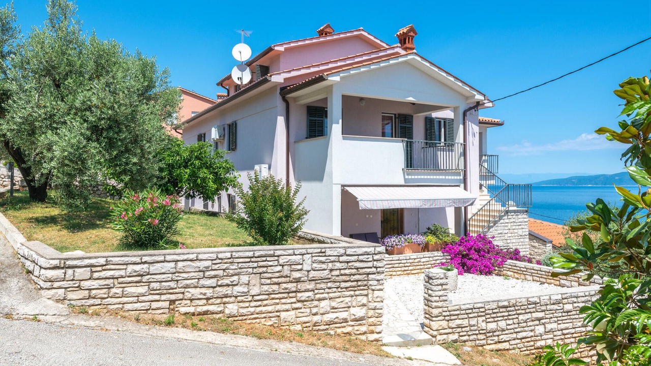 Photo of Outdoor in Ravni