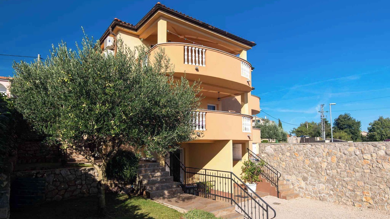 Photo of Outdoor in Salatic