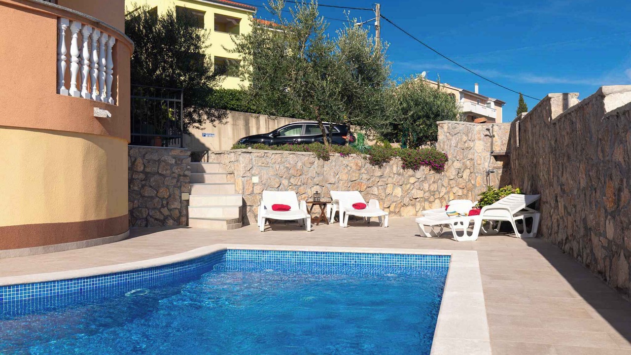 Photo of Outdoor in Salatic