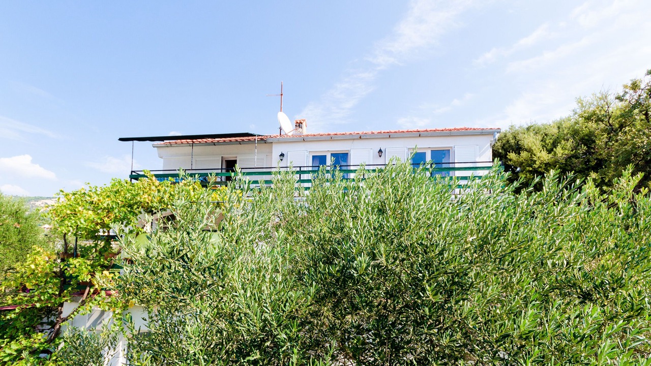 Photo of Outdoor in Banjol
