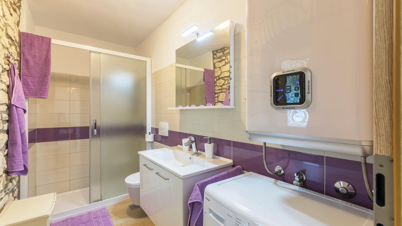 Photo of Bathroom in Rebici