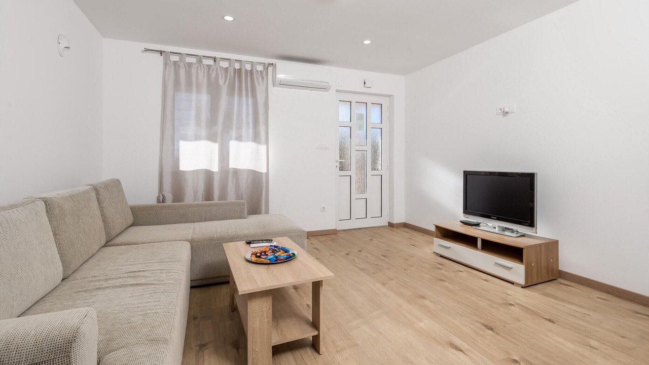 Photo of Bedroom in Sarsoni