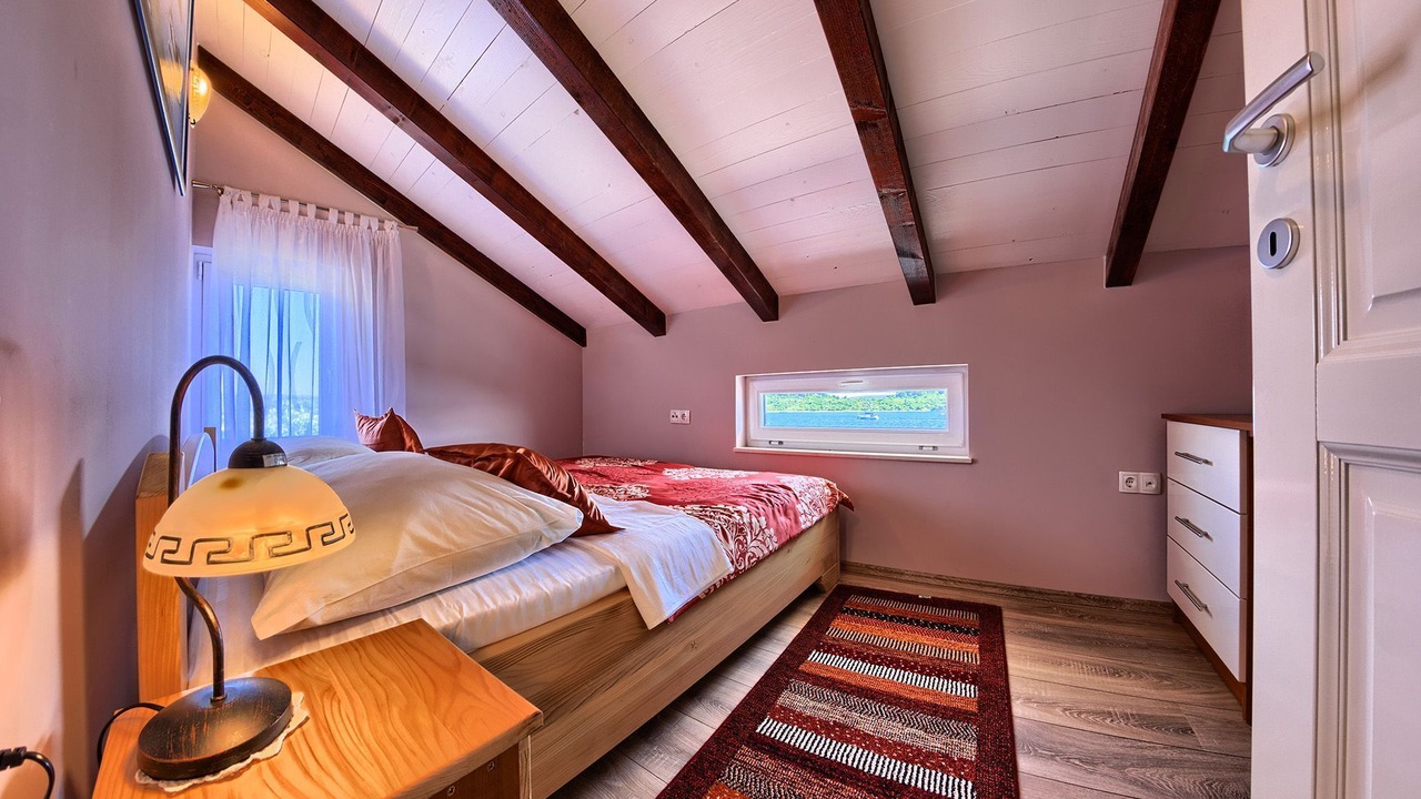Photo of Bedroom in Okrug Gornji