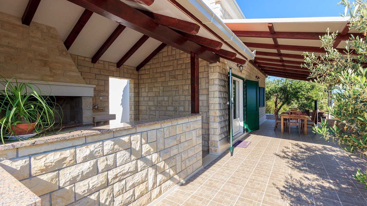 Photo of Patio Balcony in Okrug Gornji