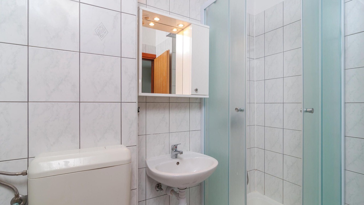 Photo of Bathroom in Tice
