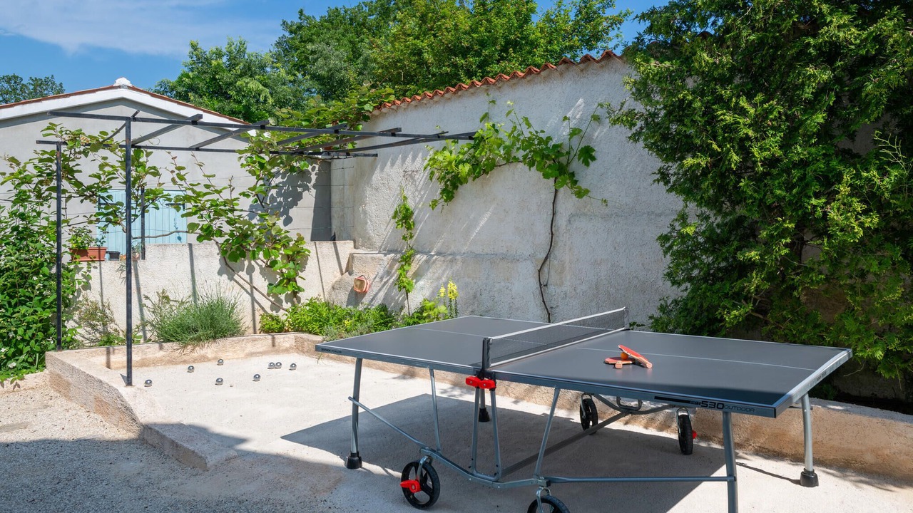 Photo of Patio Balcony in Loborika