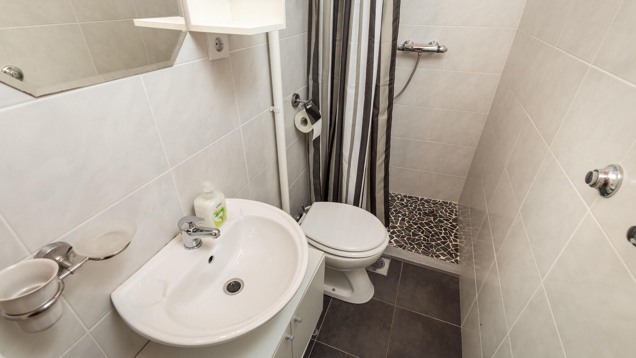 Photo of Bathroom in Ika