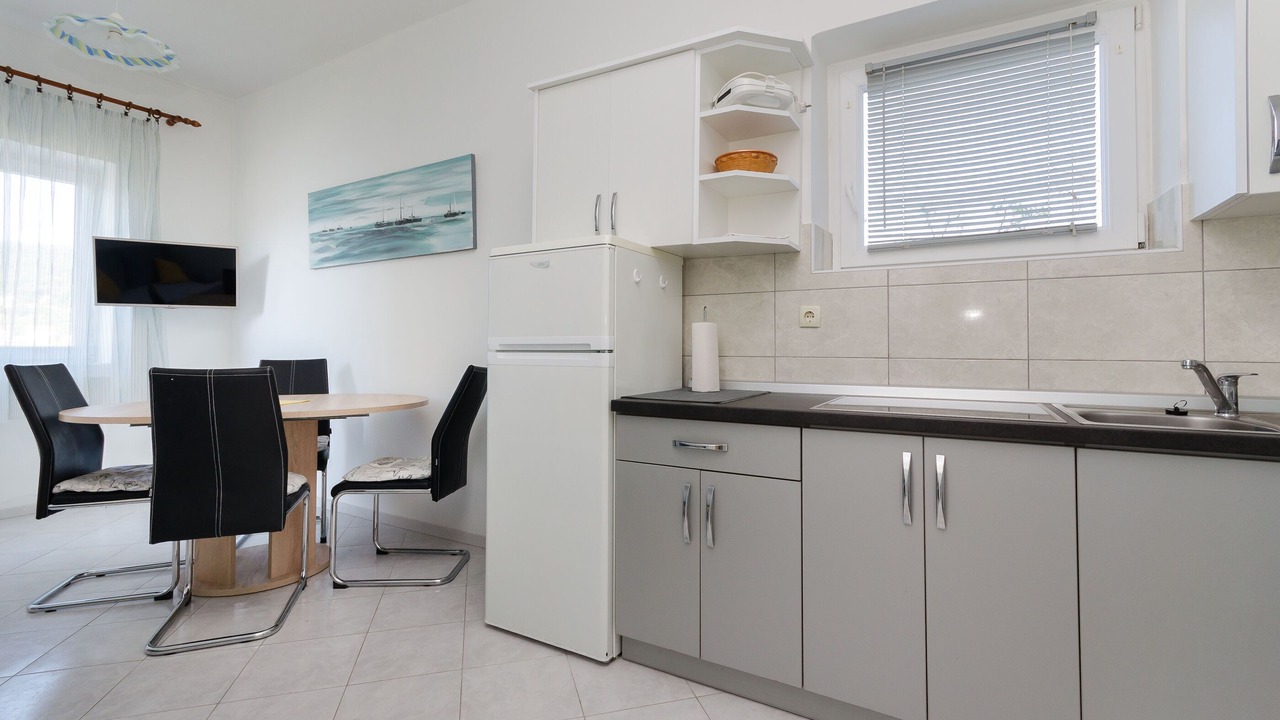 Photo of Kitchen in Supetarska Draga