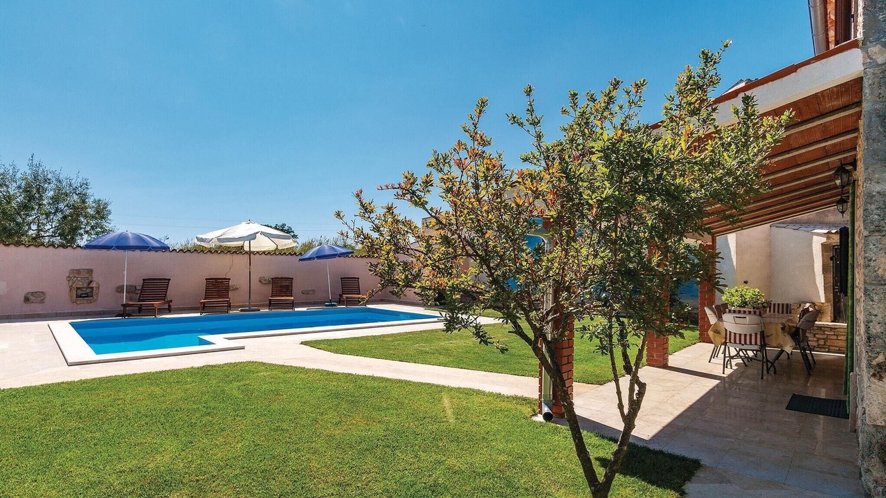 Photo of Outdoor in Divsici