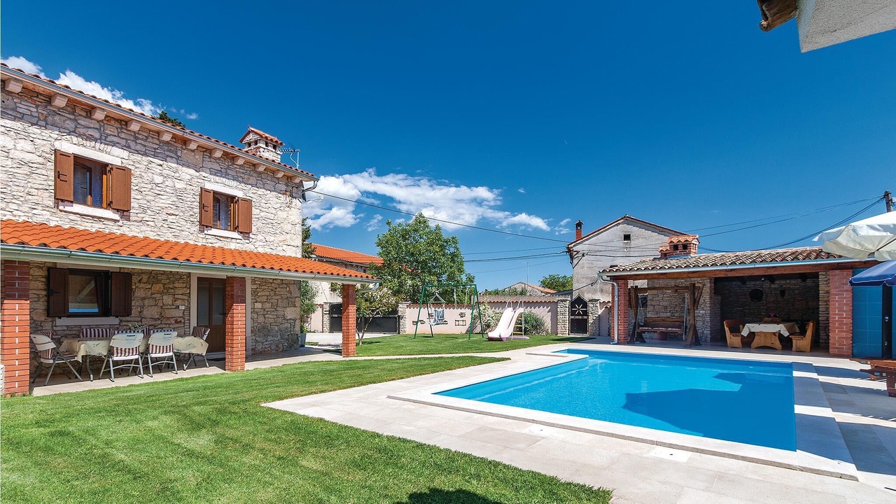 Photo of Outdoor in Divsici