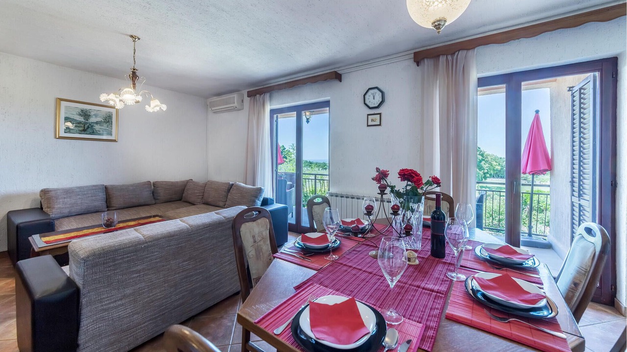 Photo of Bedroom in Gajana